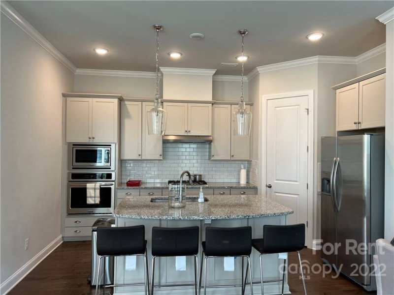 Property image 4 at 9735 Briarwick Lane, Charlotte, NC 28277