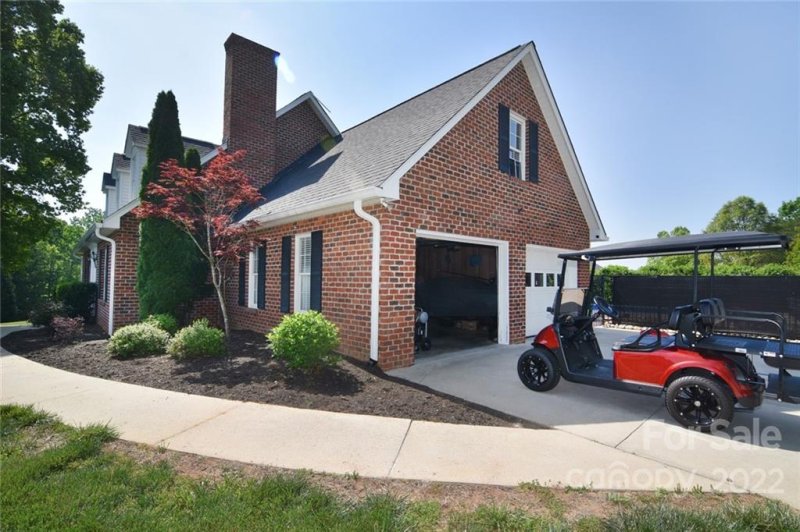 Property image 3 at 106 Greens Road, Granite Falls, NC 28630