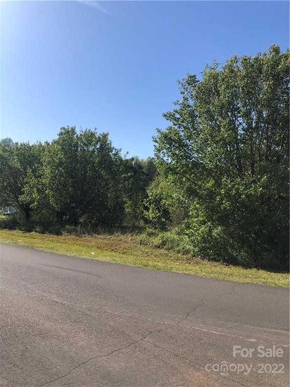 Property image 2 at 5300 Weblee Court, Kings Mountain, NC 28086