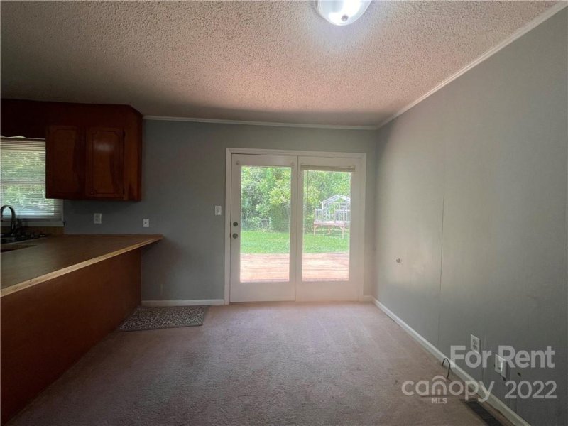 Property image 3 at 2402 Maplewood Drive, Gastonia, NC 28052