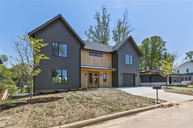 Property image 2 at 24 Malvern Walk, Asheville, NC 28806