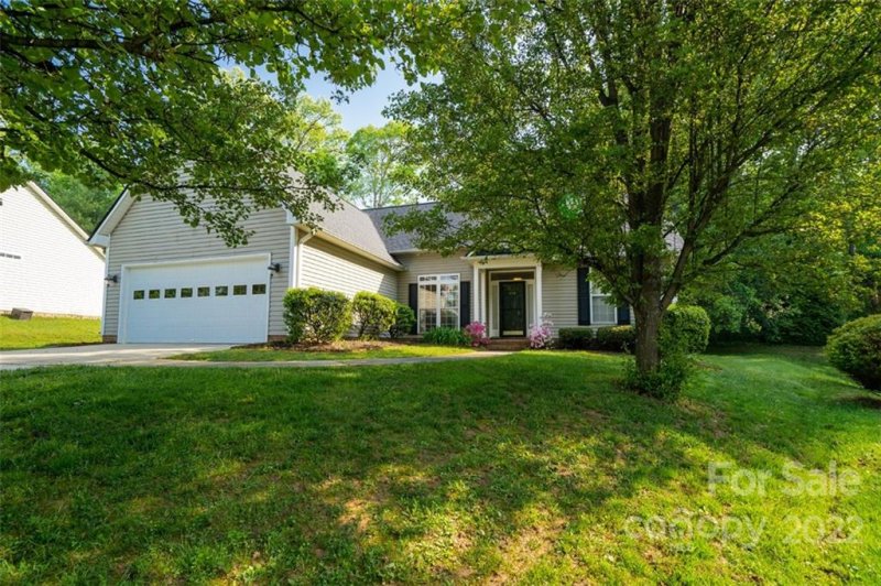 Property image 4 at 216 E Farm Creek Drive, Asheville, NC 28806