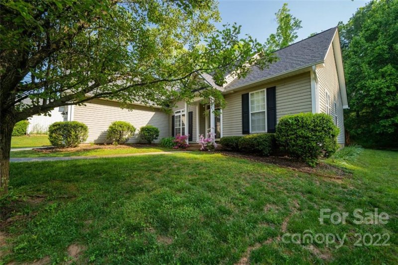 Property image 5 at 216 E Farm Creek Drive, Asheville, NC 28806