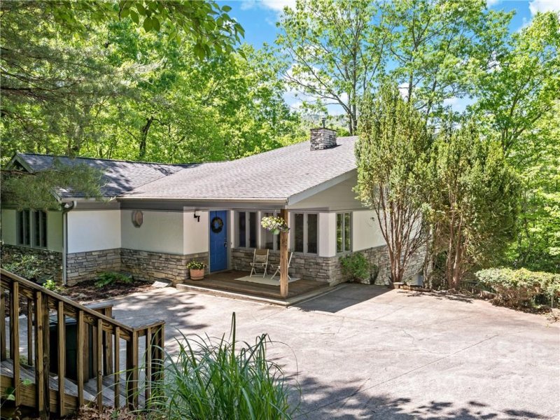 11 Timber Park Drive