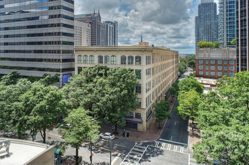 Property image 2 at 127 N Tryon Street, Charlotte, NC 28202