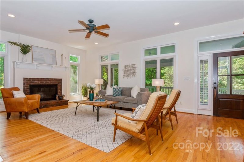 Property image 5 at 7015 High Oaks Drive, Matthews, NC 28104