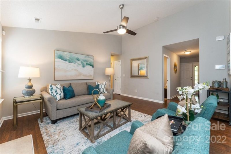 Property image 5 at 7819 Rabbits Foot Lane, Charlotte, NC 28217