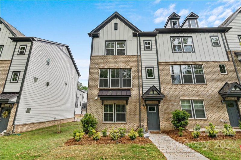 13104 Simoneaux Lane