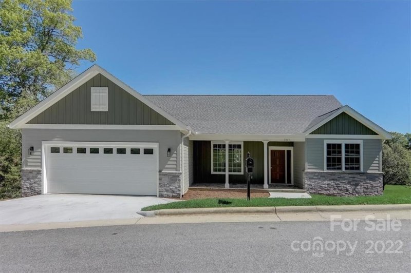 Property image 4 at 287 Williams Meadow Loop, Hendersonville, NC 28739