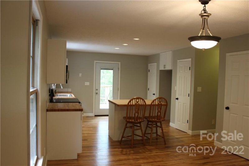 Property image 4 at 1 Partridge Lane, Weaverville, NC 28787