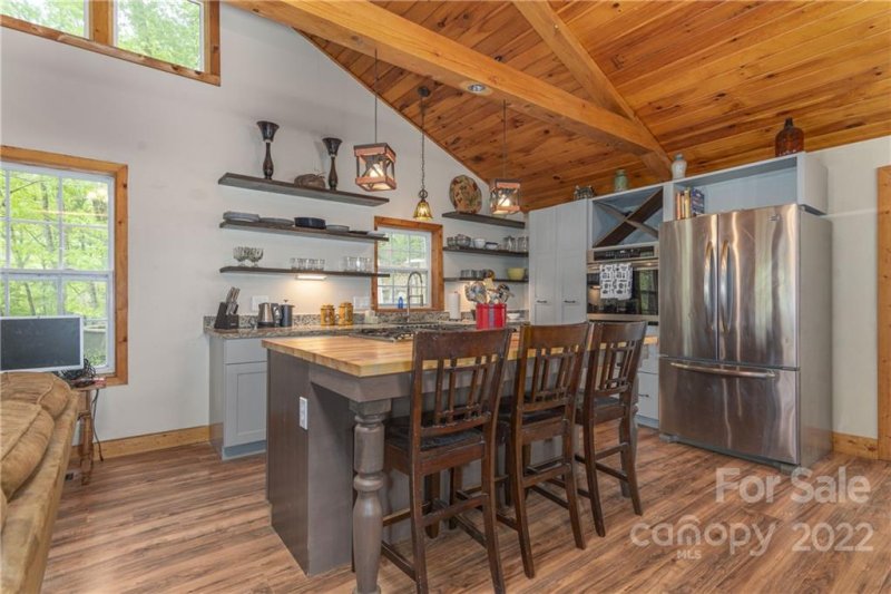 Property image 4 at 114 Foster Hill Drive, Hendersonville, NC 28739