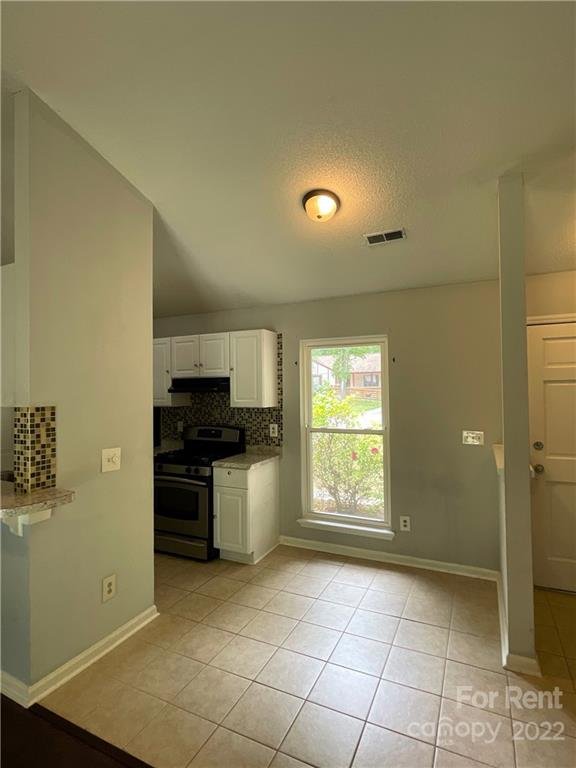 Property image 3 at 5330 Great Wagon Road, Charlotte, NC 28215