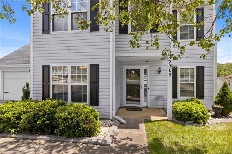 Property image 2 at 2709 Cloven Place, Charlotte, NC 28273