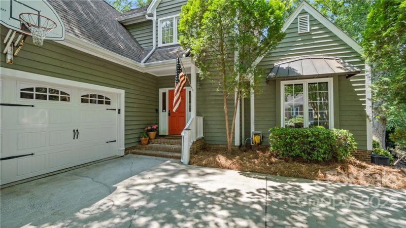 Property image 4 at 533 Cranborne Chase Drive, Fort Mill, SC 29708
