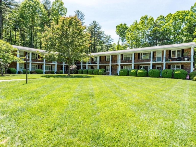 Property image 3 at 102 Boyd Drive, Flat Rock, NC 28731