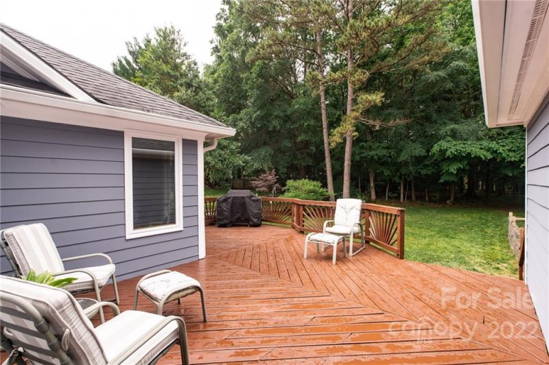 Property image 5 at 6606 Shaftesbury Road, Charlotte, NC 28270