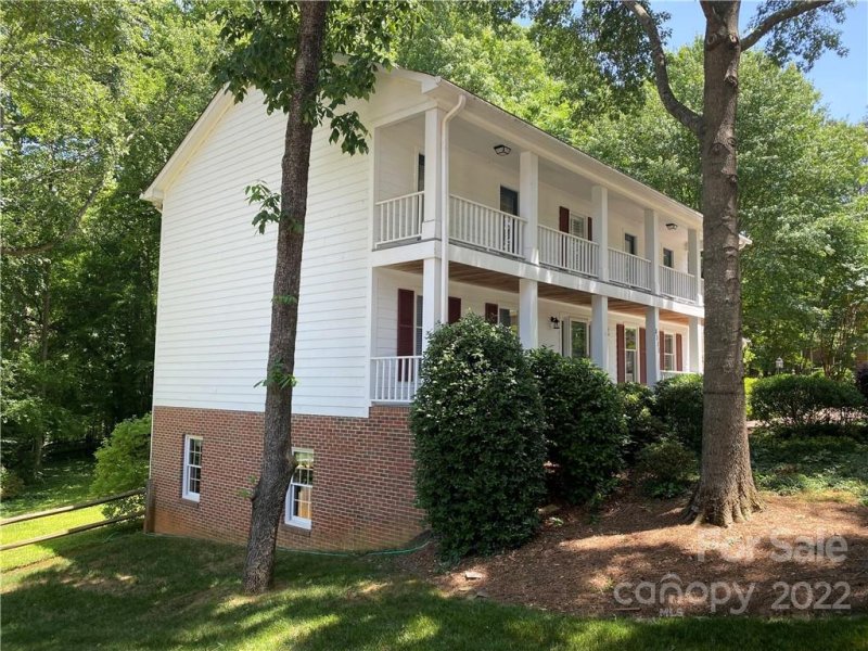 Property image 5 at 8311 Queensway Place, Huntersville, NC 28078