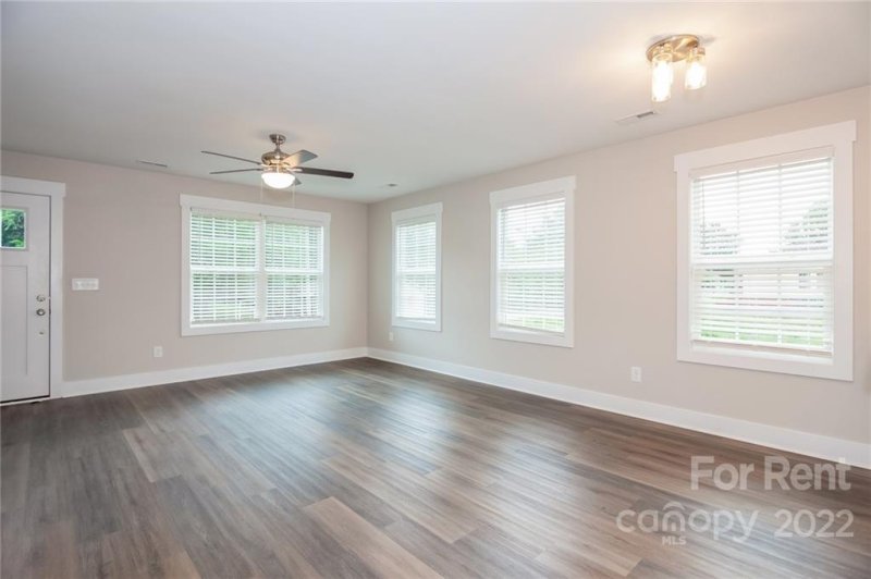 Property image 3 at 416 Pear Street, Gastonia, NC 28054