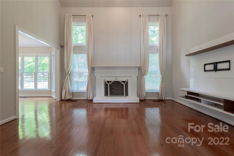 Property image 3 at 11417 Sir Francis Drake Drive, Charlotte, NC 28277
