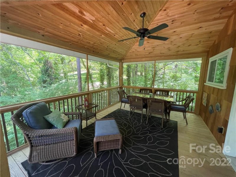 Property image 5 at 11 Springwood Drive, Asheville, NC 28805