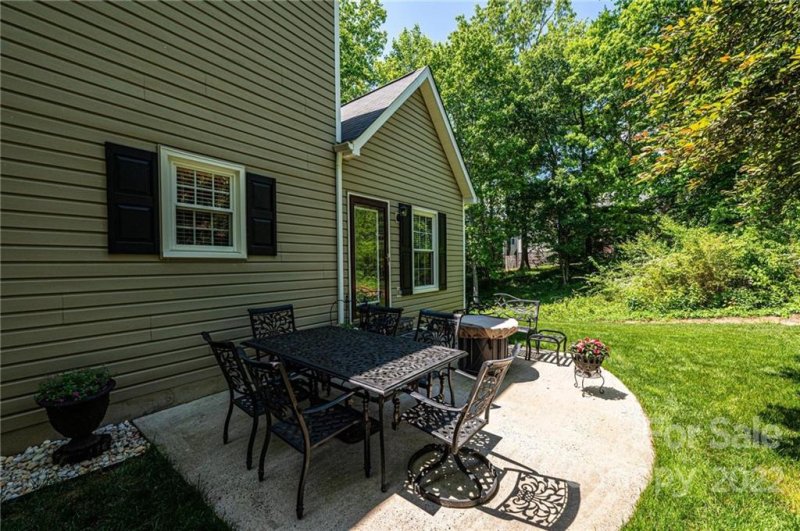 Property image 4 at 929 43rd Avenue Court, Hickory, NC 28601