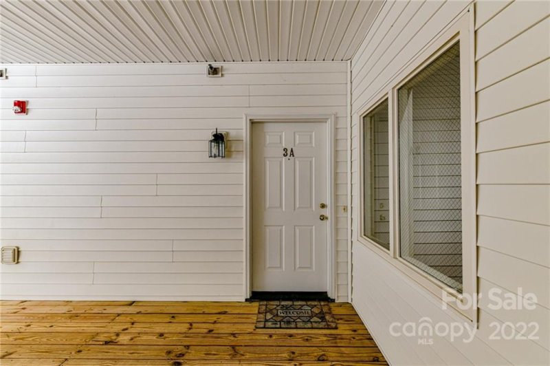 Property image 3 at 18001 Delmas Drive, Cornelius, NC 28031