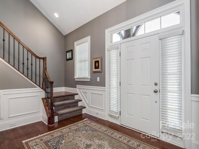 Property image 3 at 7415 Edenbridge Lane, Charlotte, NC 28226