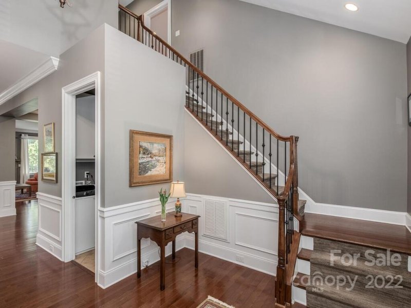 Property image 4 at 7415 Edenbridge Lane, Charlotte, NC 28226