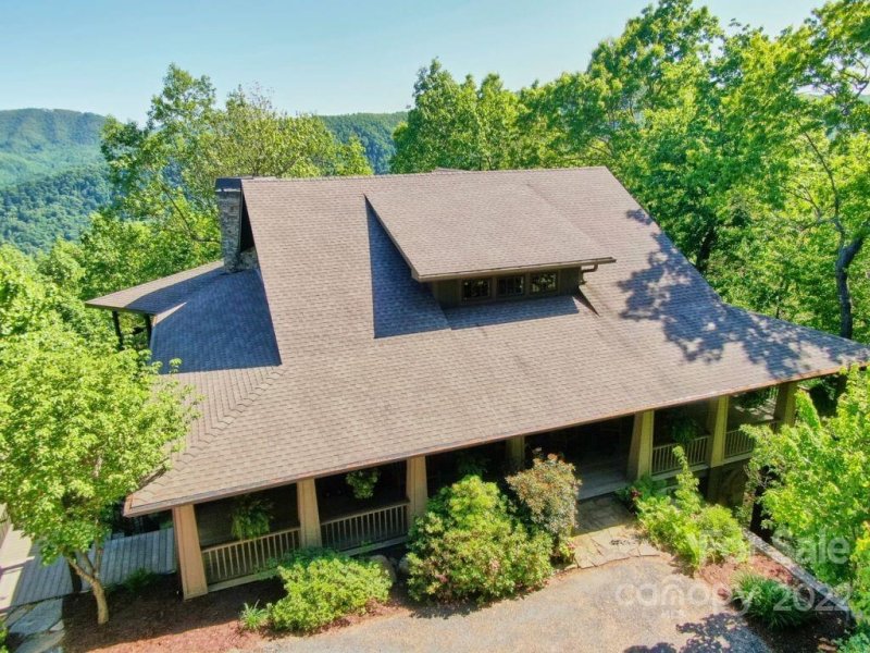 Property image 3 at 12 Tanager Lane, Black Mountain, NC 28711