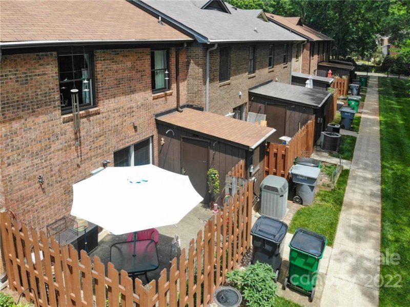 Property image 5 at 1501 Lansdale Drive, Charlotte, NC 28205