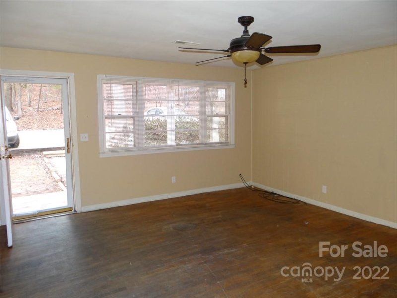 Property image 5 at , Hendersonville, NC 28791