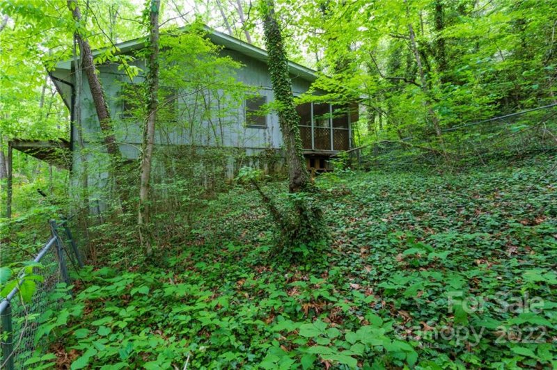 Property image 3 at 13 Ben Franklin Lane, Asheville, NC 28805