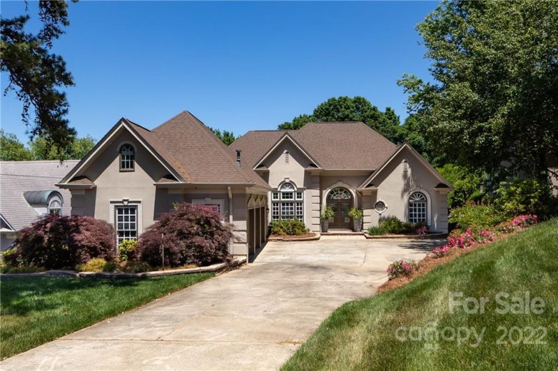 16017 Riverpointe Drive