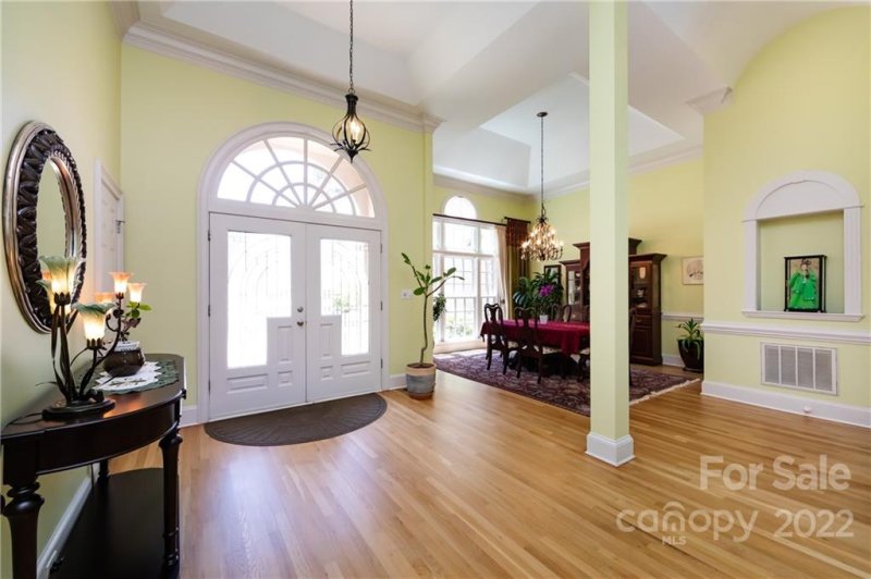Property image 3 at 16017 Riverpointe Drive, Charlotte, NC 28278