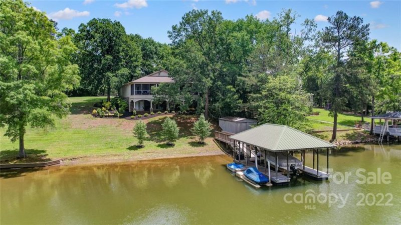 5275 Johnsons Barn Road