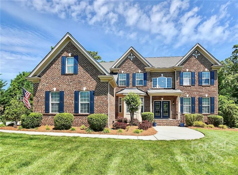 813 Pine Valley Court