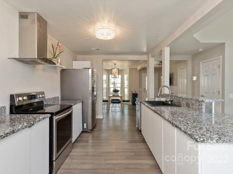 Property image 3 at 11814 Scourie Lane, Charlotte, NC 28277