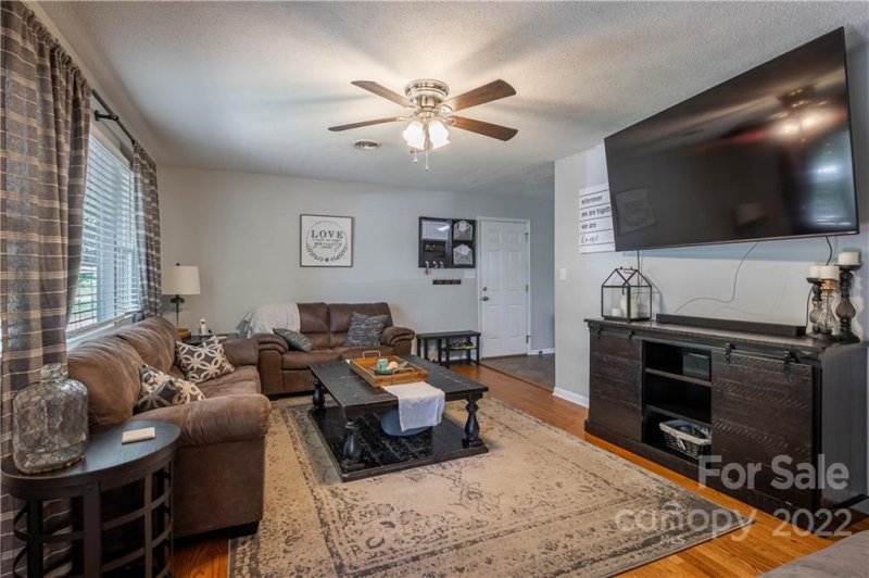 Property image 5 at 113 Crest Hill Drive, Morganton, NC 28655