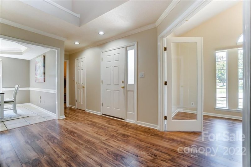 Property image 4 at 13218 Greycrest Drive, Charlotte, NC 28278