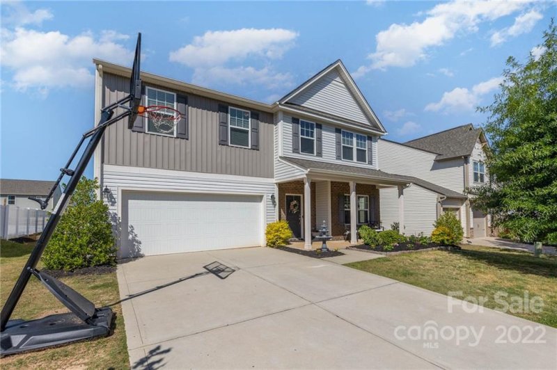 Property image 2 at 137 Maggie Drive, Mount Holly, NC 28120