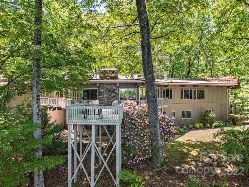 Property image 2 at 800 Indian Hill Road, Hendersonville, NC 28791