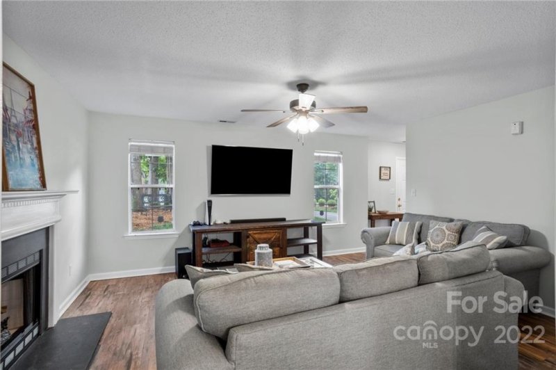 Property image 5 at 4234 Huntmeadow Drive, Charlotte, NC 28269