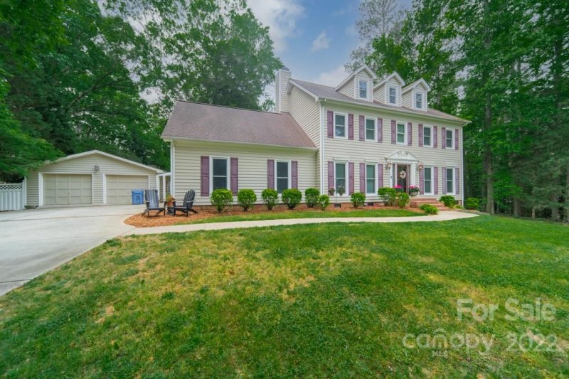 Property image 3 at 8214 White Ash Court, Mint Hill, NC 28227