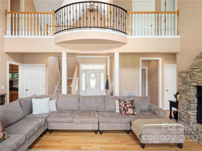 Property image 4 at 17 Rolling Meadow Lane, Clyde, NC 28721