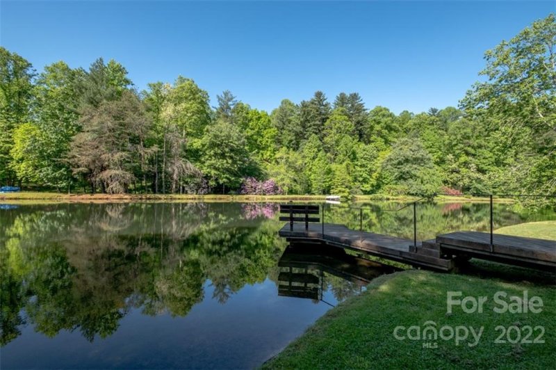 Property image 5 at 2641 Seminole Drive, Hendersonville, NC 28791