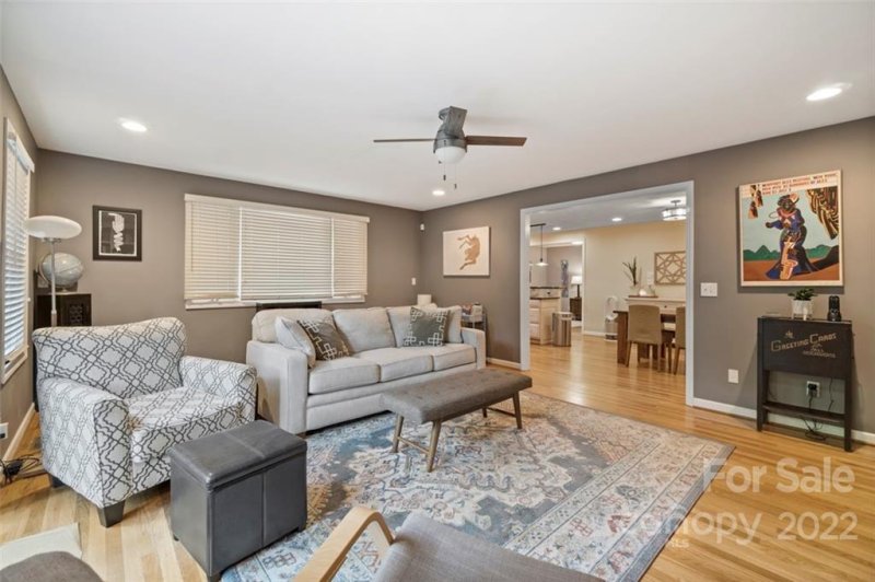 Property image 4 at 5045 Milford Road, Charlotte, NC 28210