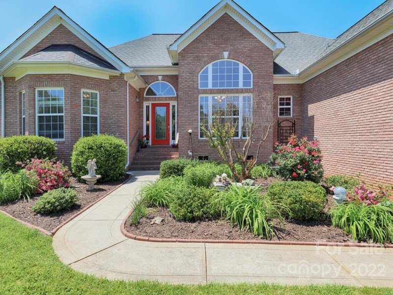 Property image 2 at 1845 Jaya Drive, Sherrills Ford, NC 28673