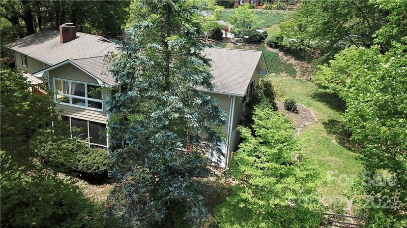 Property image 2 at 68 Wenlock Way, Waynesville, NC 28785