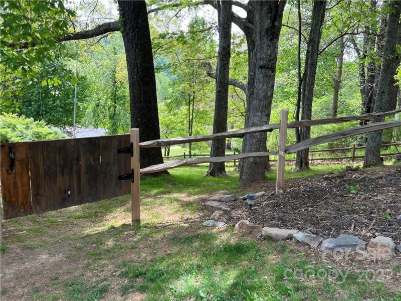 Property image 5 at 68 Wenlock Way, Waynesville, NC 28785