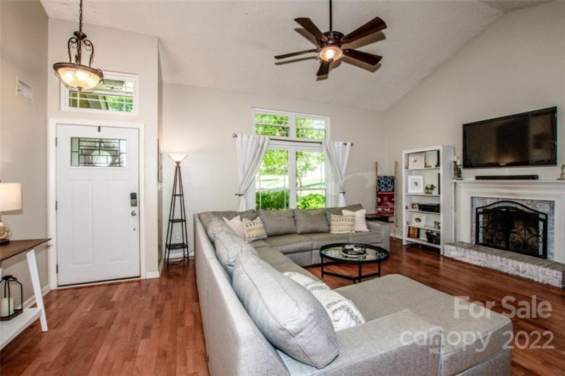 Property image 4 at 14018 Naworth Lane, Huntersville, NC 28078